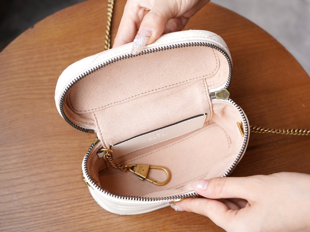 ＧＣＣＩGG MARMONT MINI TOP HANDLE BAG WHITE