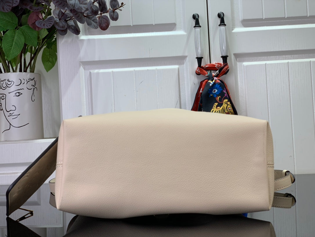 ＬＳ ＶＴＴＯＮ SUMMER BUNDLE BAG BLACK/BEIGE/UMBER