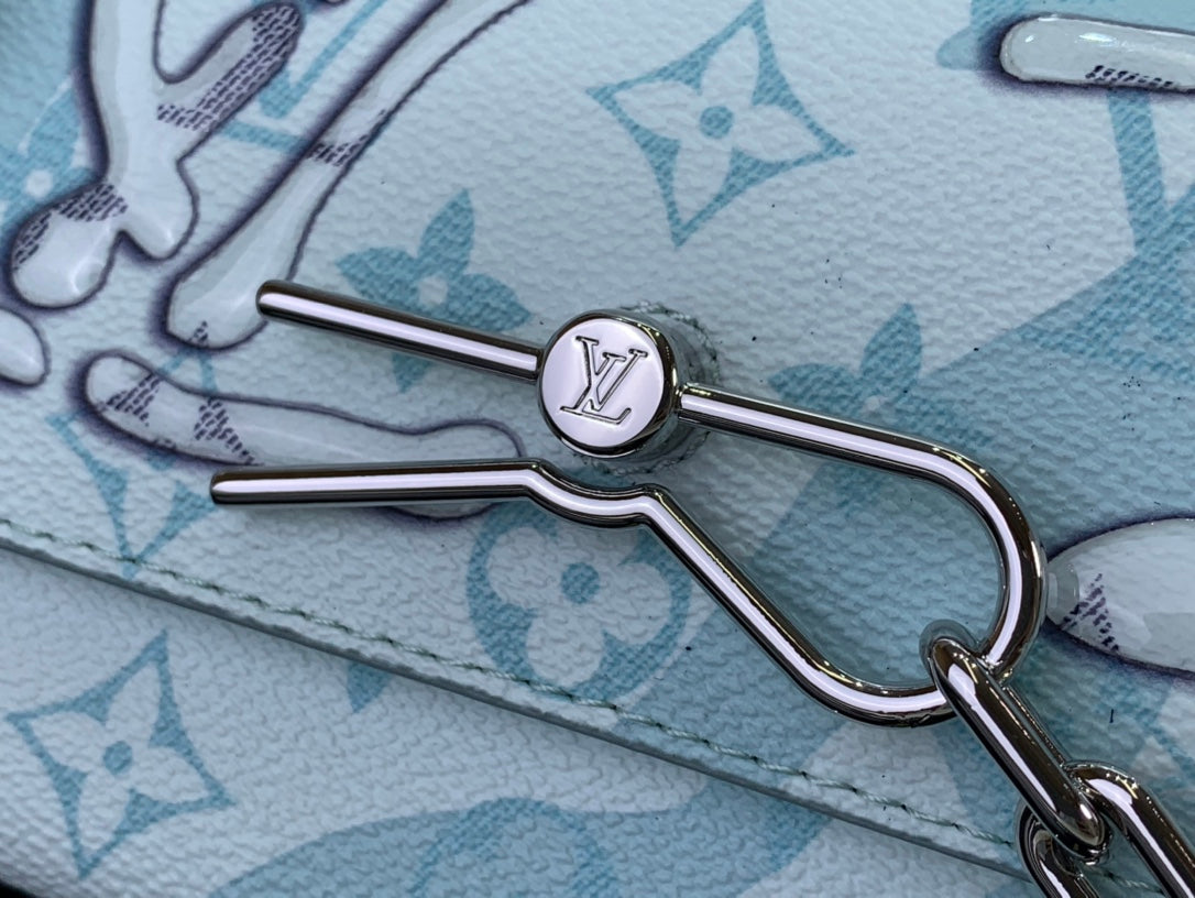 ＬＳ ＶＴＴＯＮ STEAMER WEARABLE WALLET