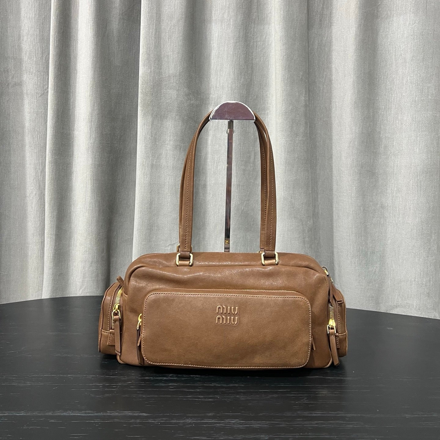 ＭＩ ＭＵ POCKET WASHED NAPPA LEATHER BAG OAK