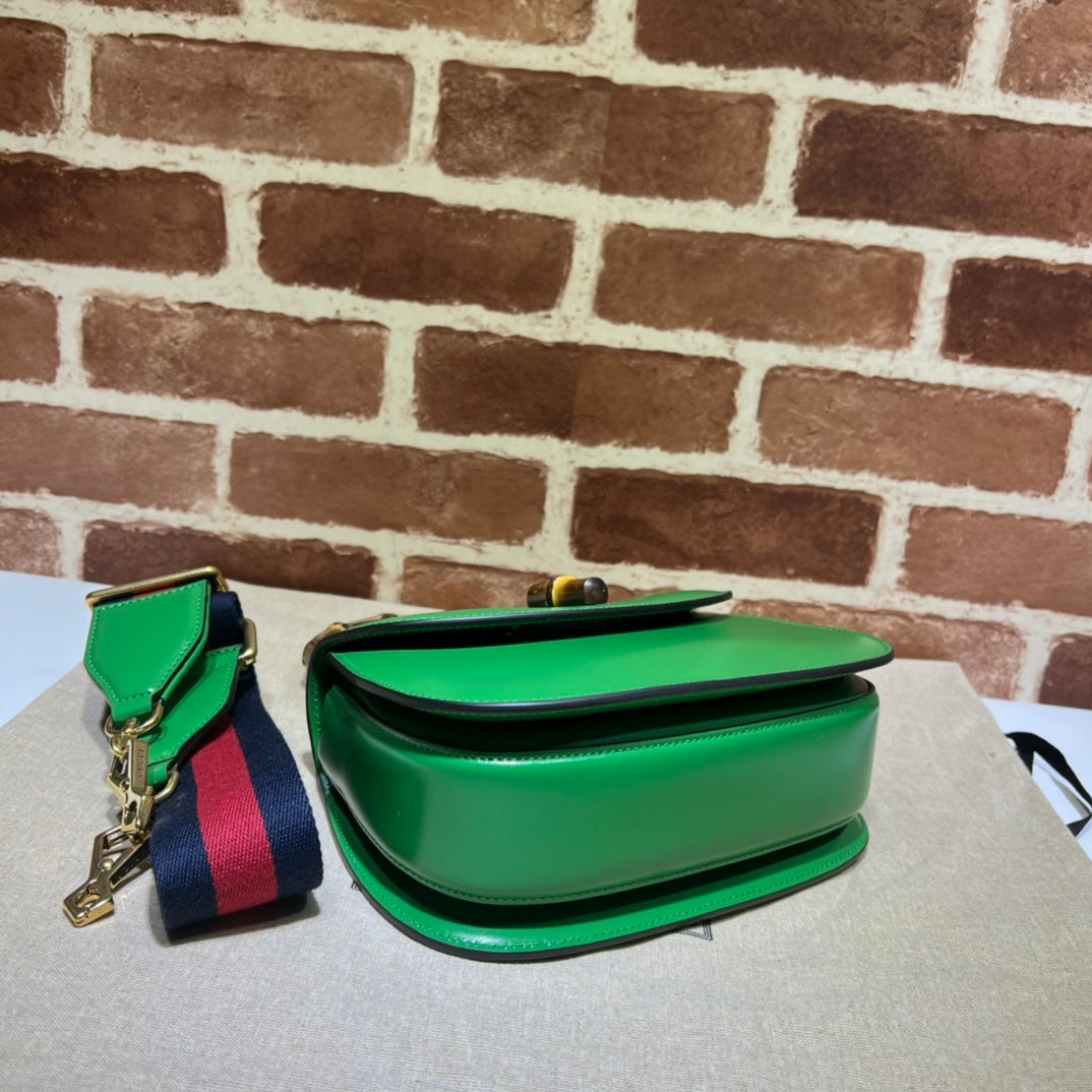 ＧＣＣＩBAMBOO 1947 SMALL BAG GREEN