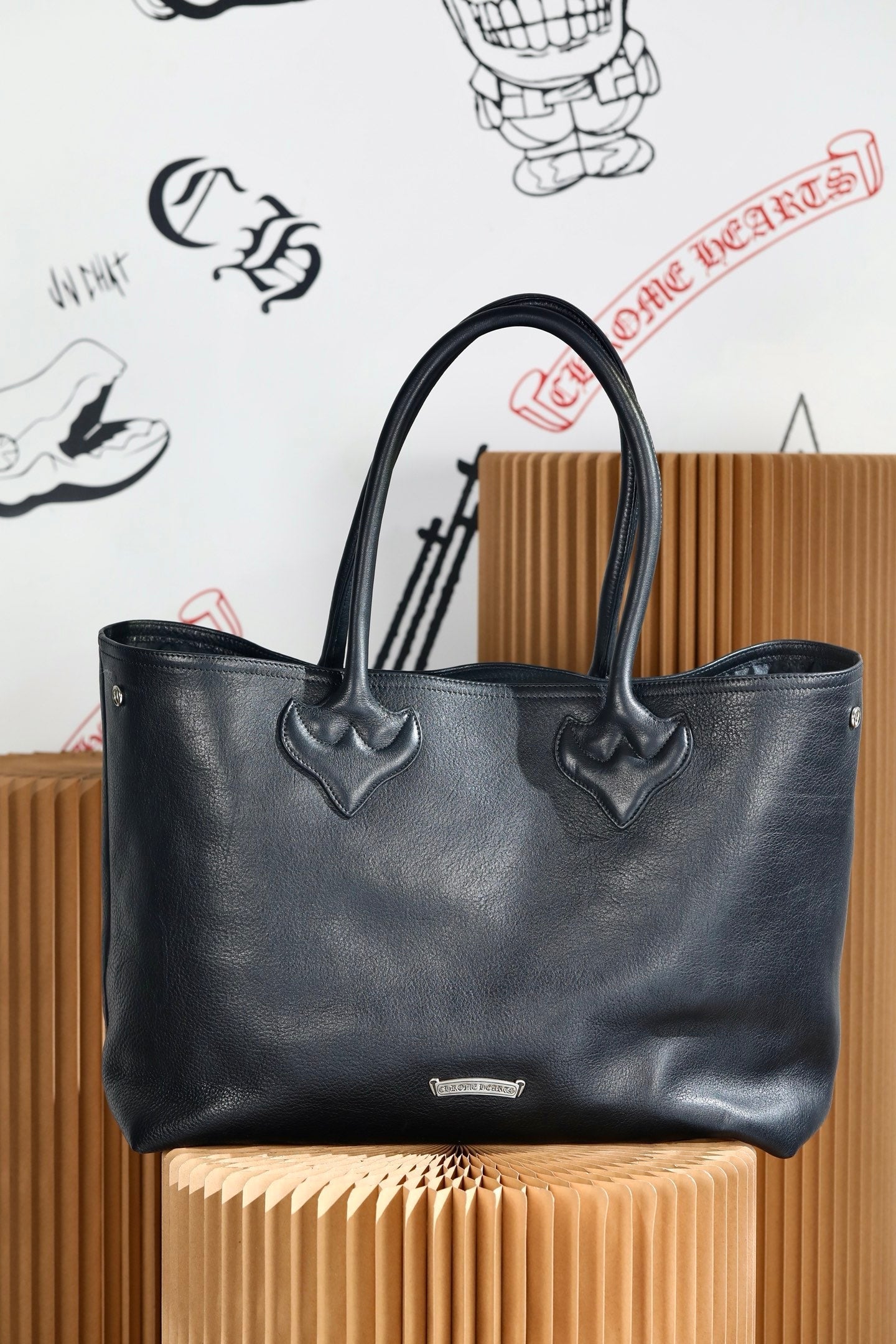 ＣＨＲＭ ＨＲＴＳ BLACK CROSS PATCH TOTE BAG BLACK