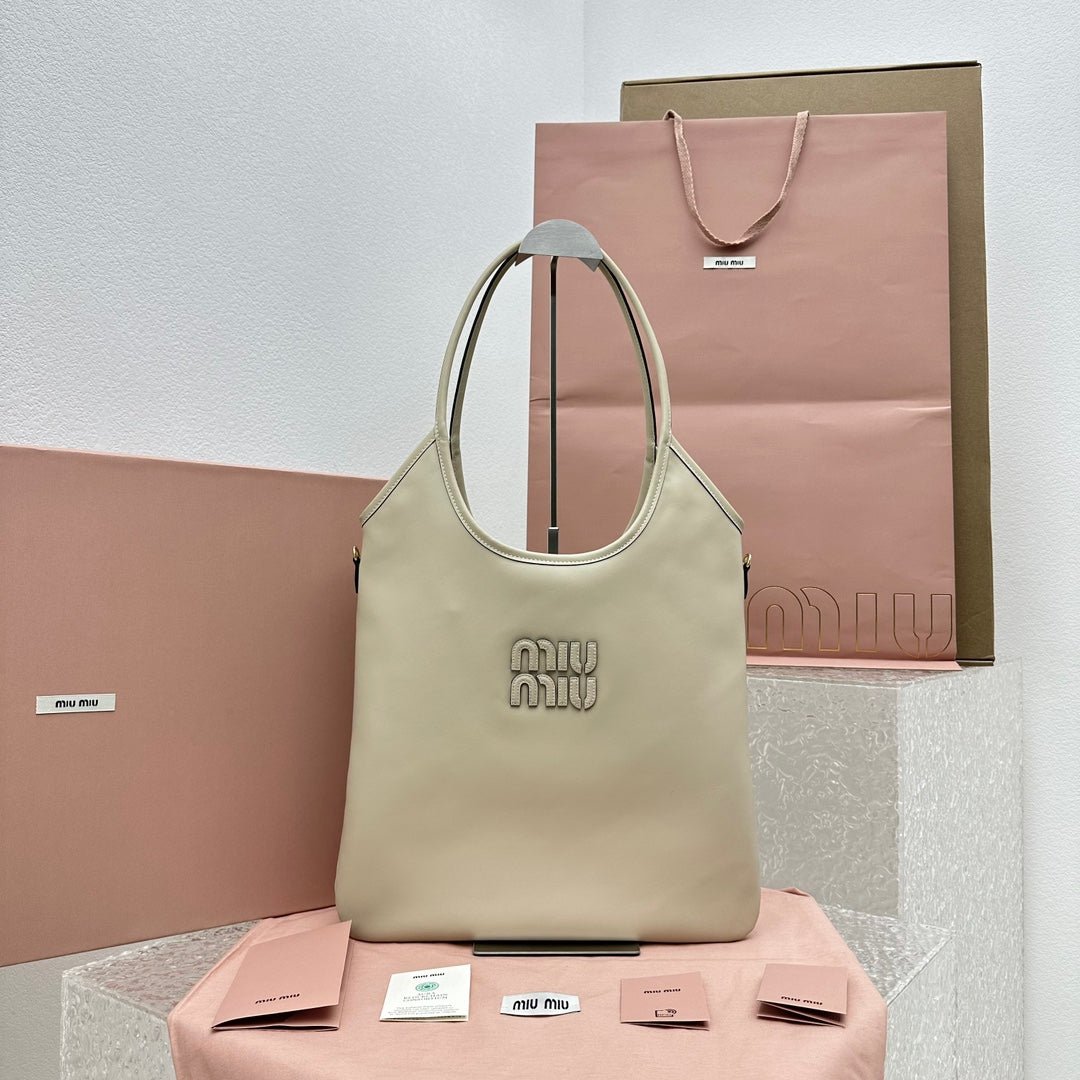 ＭＩ ＭＵ IVY LEATHER BAG CLAY GREY