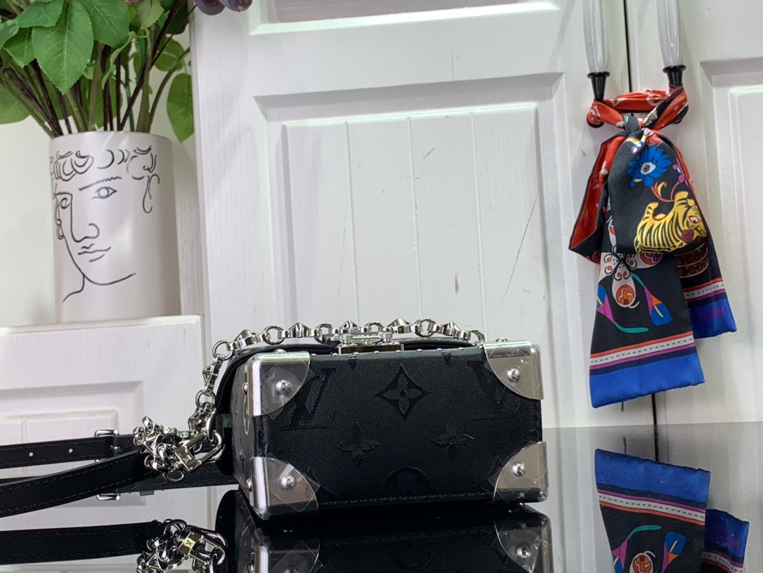 ＬＳ ＶＴＴＯＮ CAMERA BOX H27