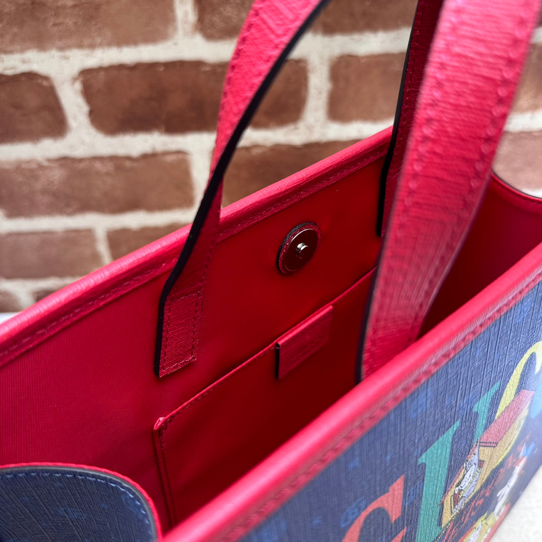 ＧＣＣＩKIDS X J E T S O N S ALL-OVER PRINTED TOTE BAG