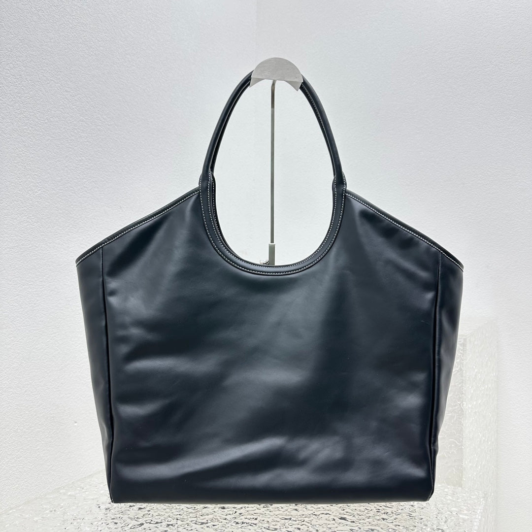 ＭＩ ＭＵ  IVY LEATHER BAG BLACK
