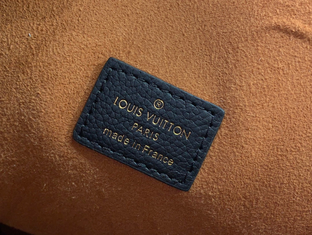 ＬＳ ＶＴＴＯＮ LOW KEY HOBO MM BLACK/BROWN