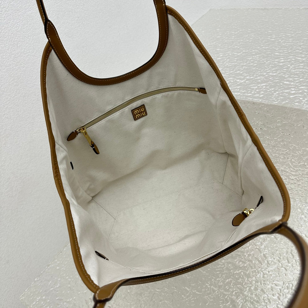 ＭＩ ＭＵ  IVY LEATHER BAG COGNAC