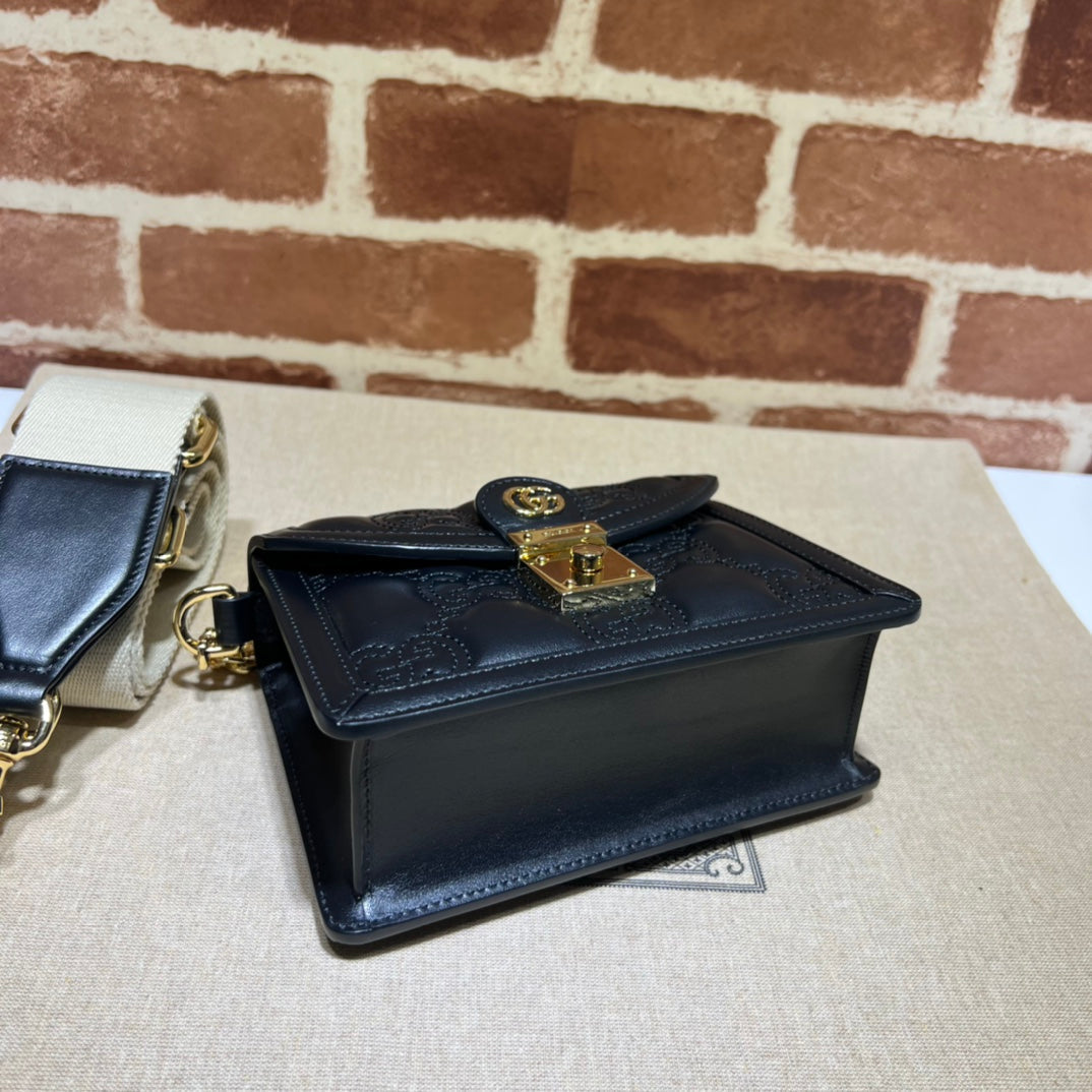 ＧＣＣＩGG MARMONT TOP HANDLE BAG BLACK