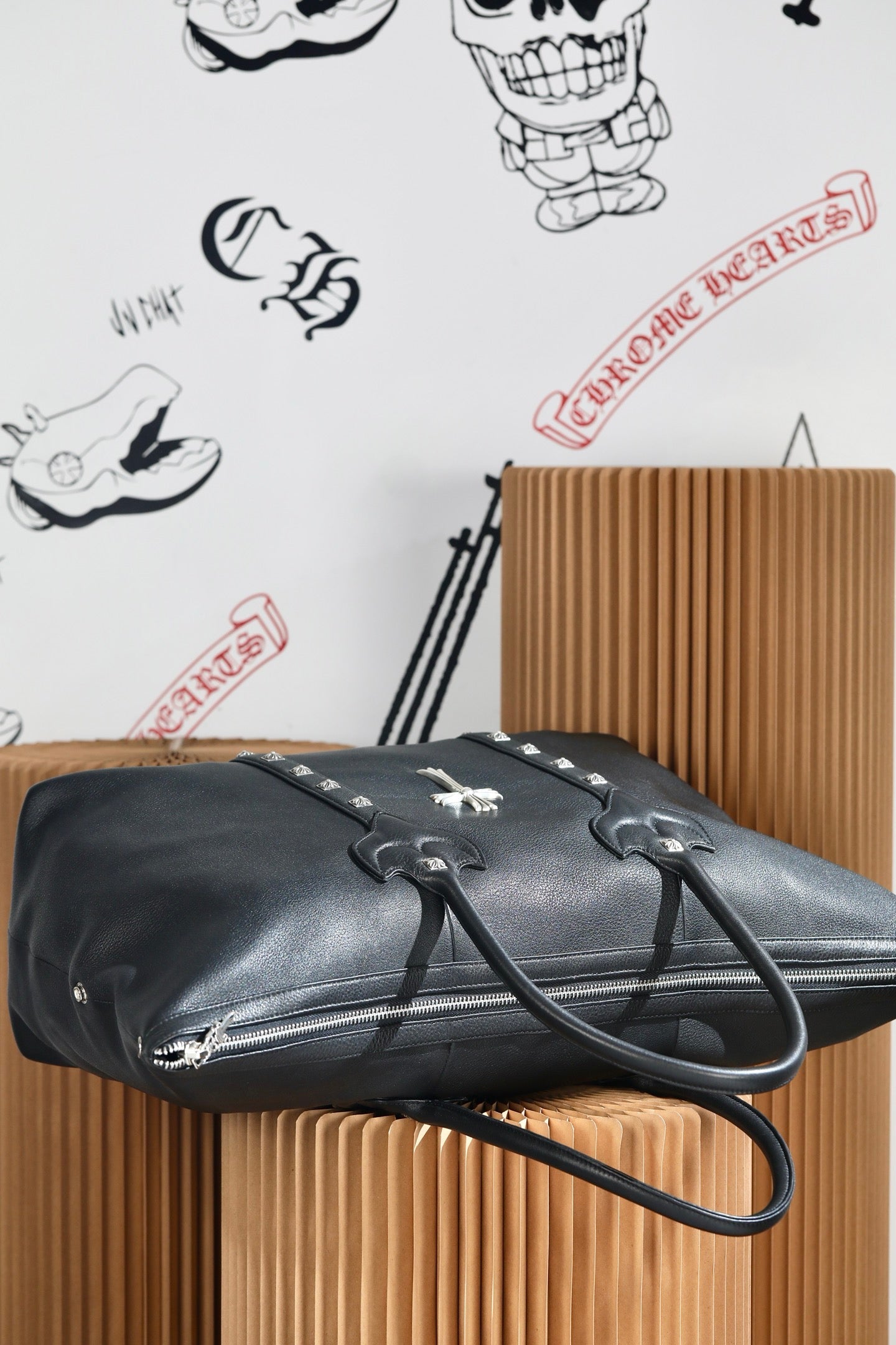 ＣＨＲＭ ＨＲＴＳ MONICA CROSS DUFFLE BAG BLACK