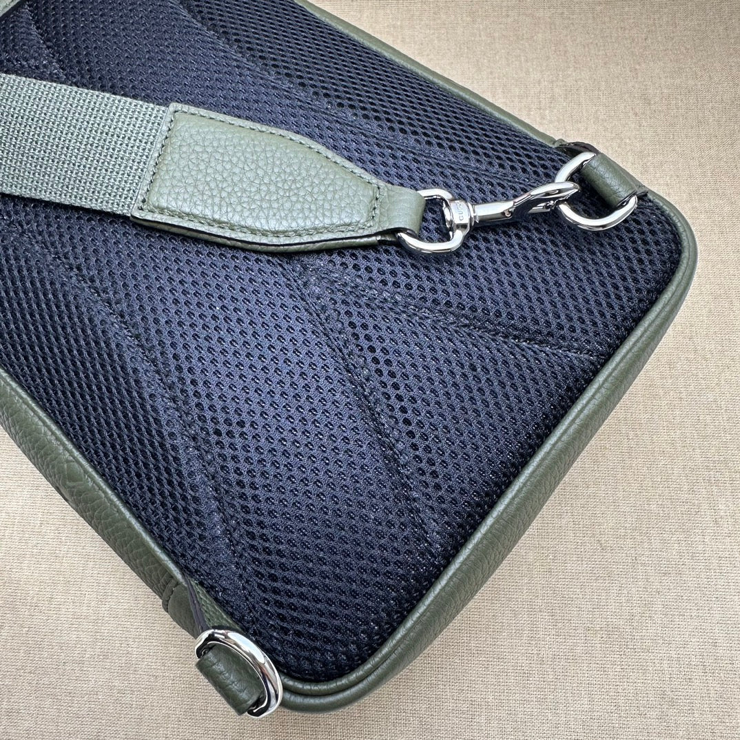 ＧＣＣＩGG JUMBO SMALL SLINGBAG GREEN