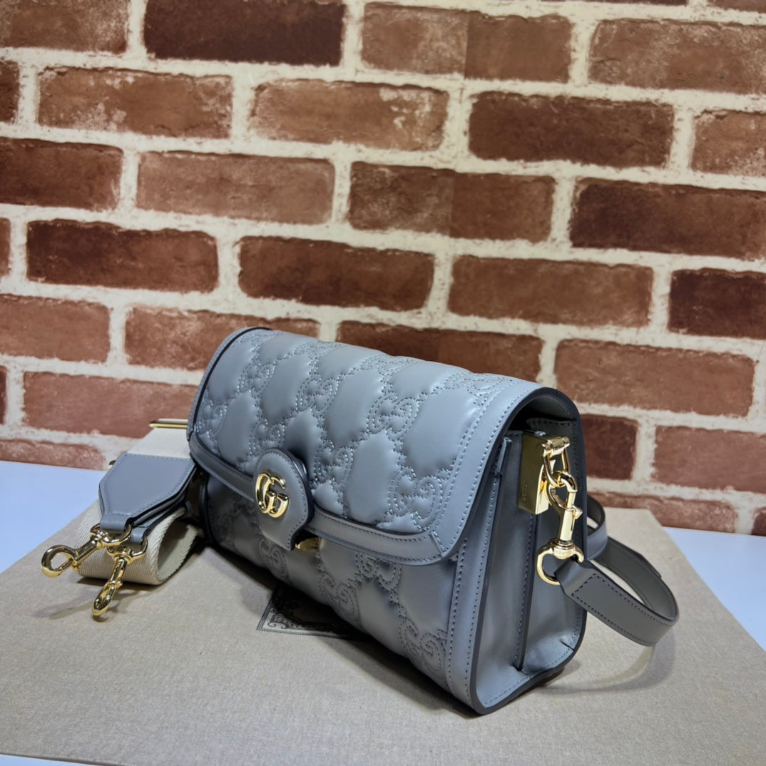 ＧＣＣＩGG MATELASSE BAG GREY