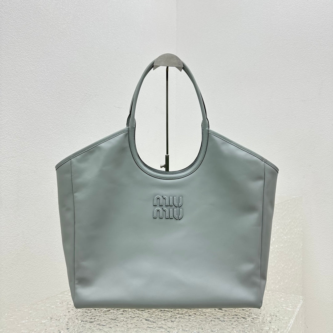 ＭＩ ＭＵ  IVY LEATHER BAG CORNFLOWER