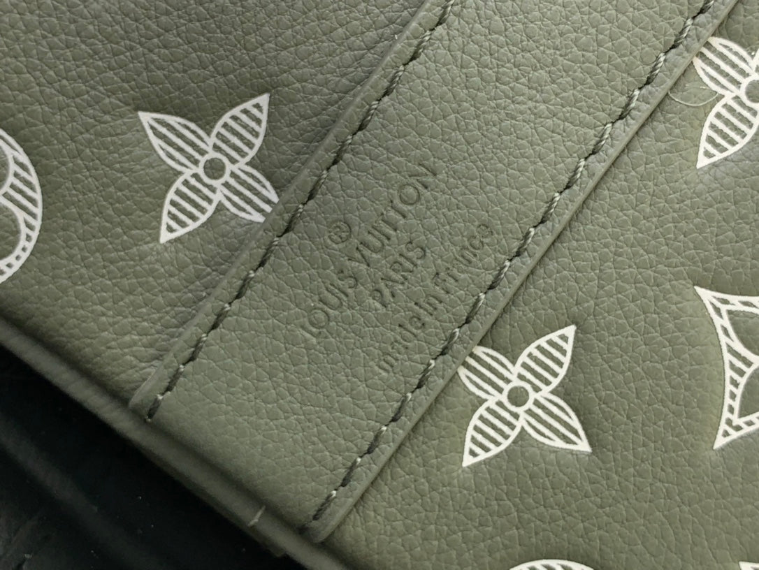 ＬＳ ＶＴＴＯＮ KEEPALL BANDOULIÈRE 50 GREEN OLIVE