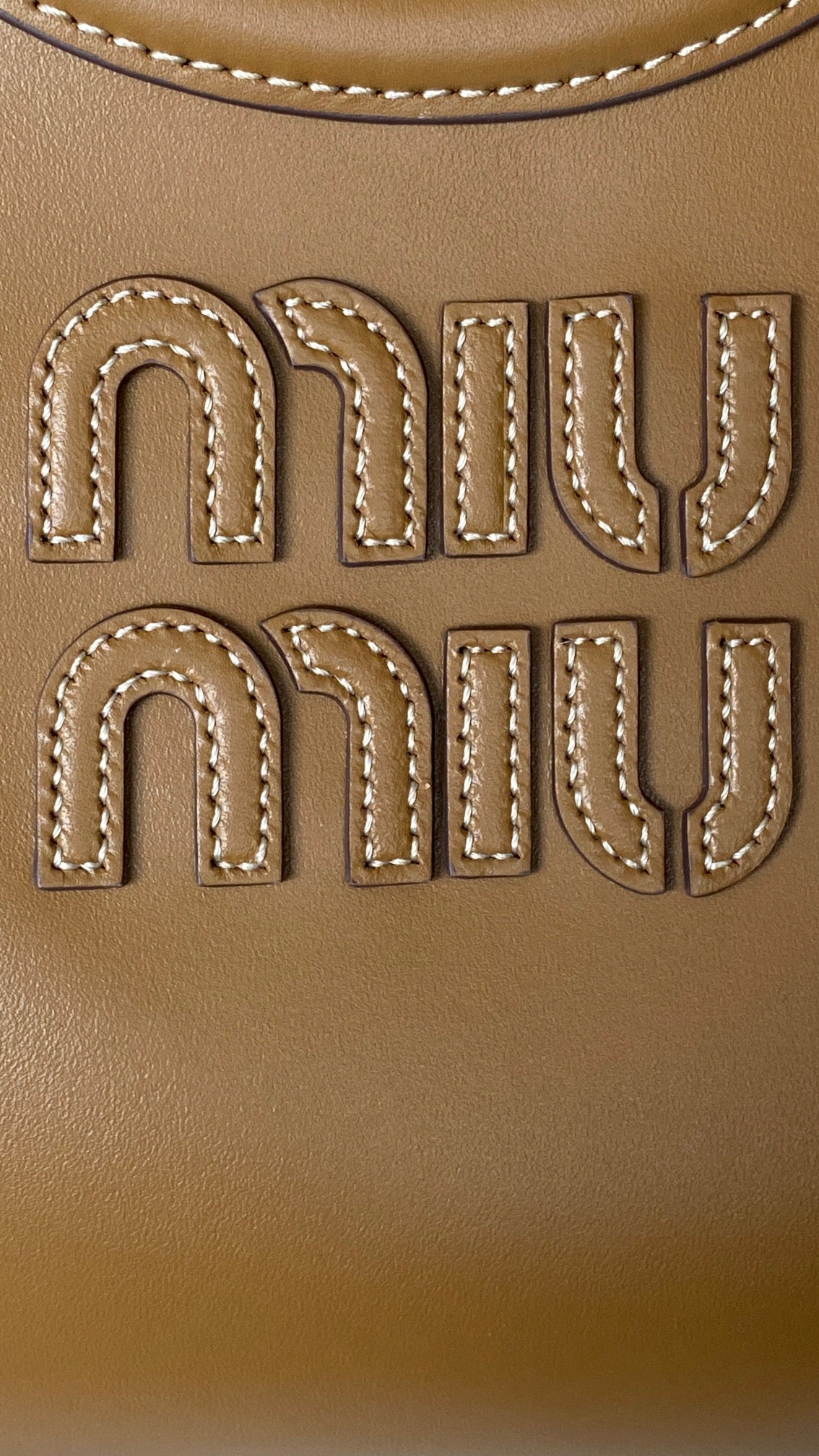 ＭＩ ＭＵ IVY LEATHER BAG COGNAC