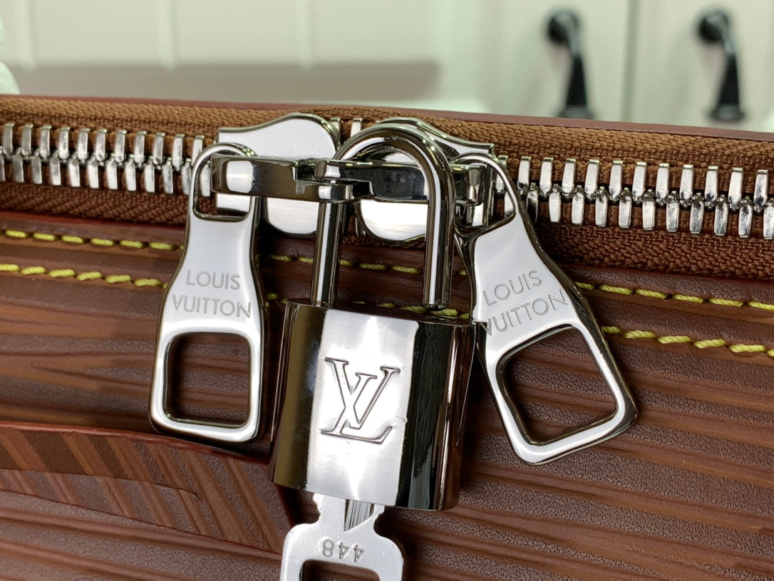 ＬＳ ＶＴＴＯＮ ALMA BROWN