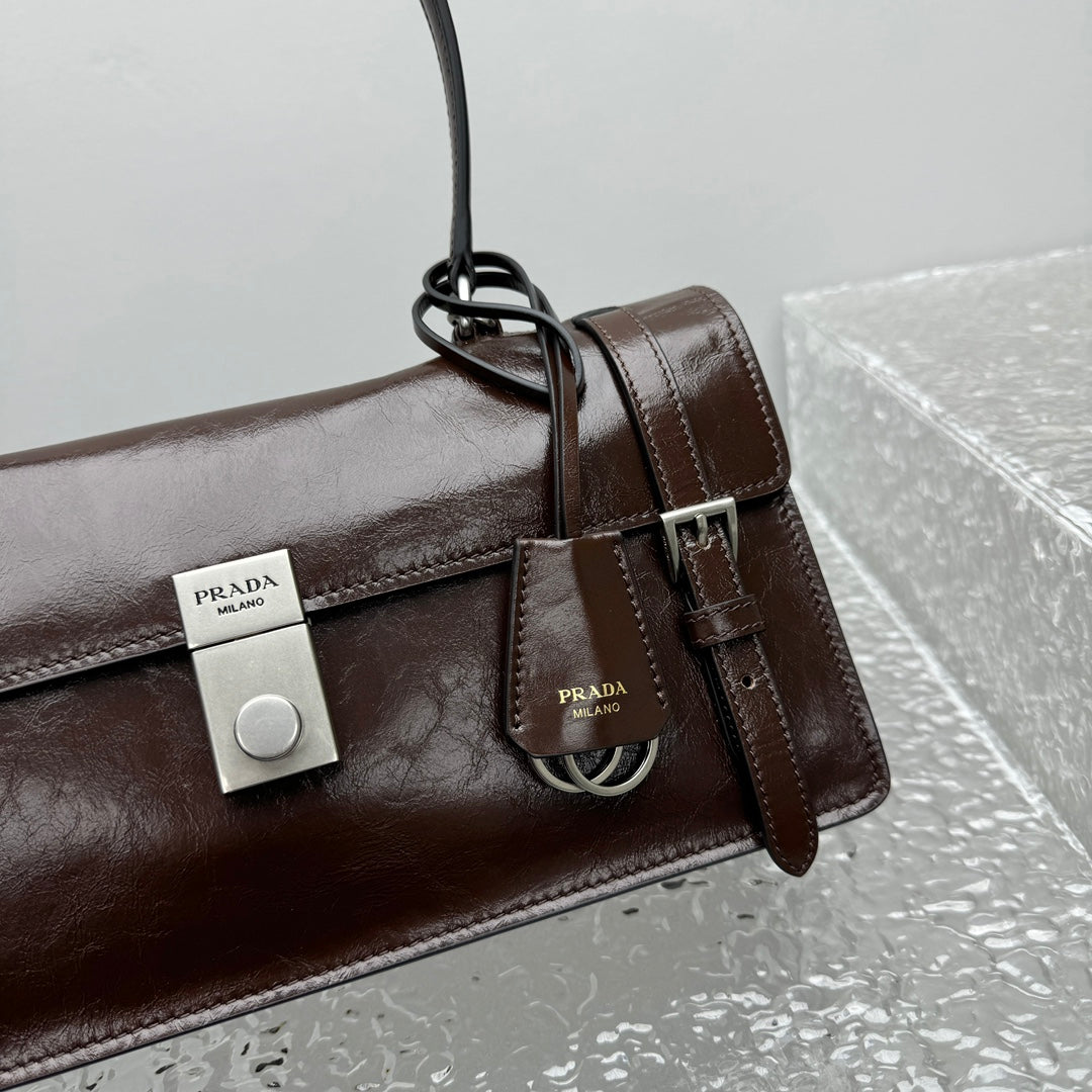 ＰＲＤＡ MEDIUM LEATHER HANDBAG DARK BROWN