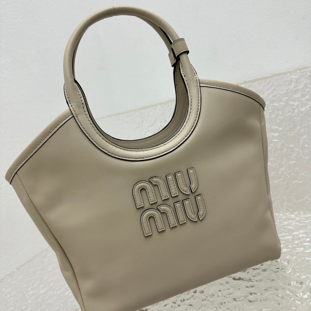 ＭＩ ＭＵ  IVY LEATHER BAG CLAY GREY