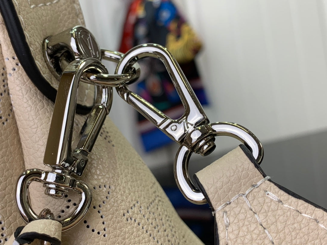 ＬＳ ＶＴＴＯＮ MAHINA HAND IT ALL