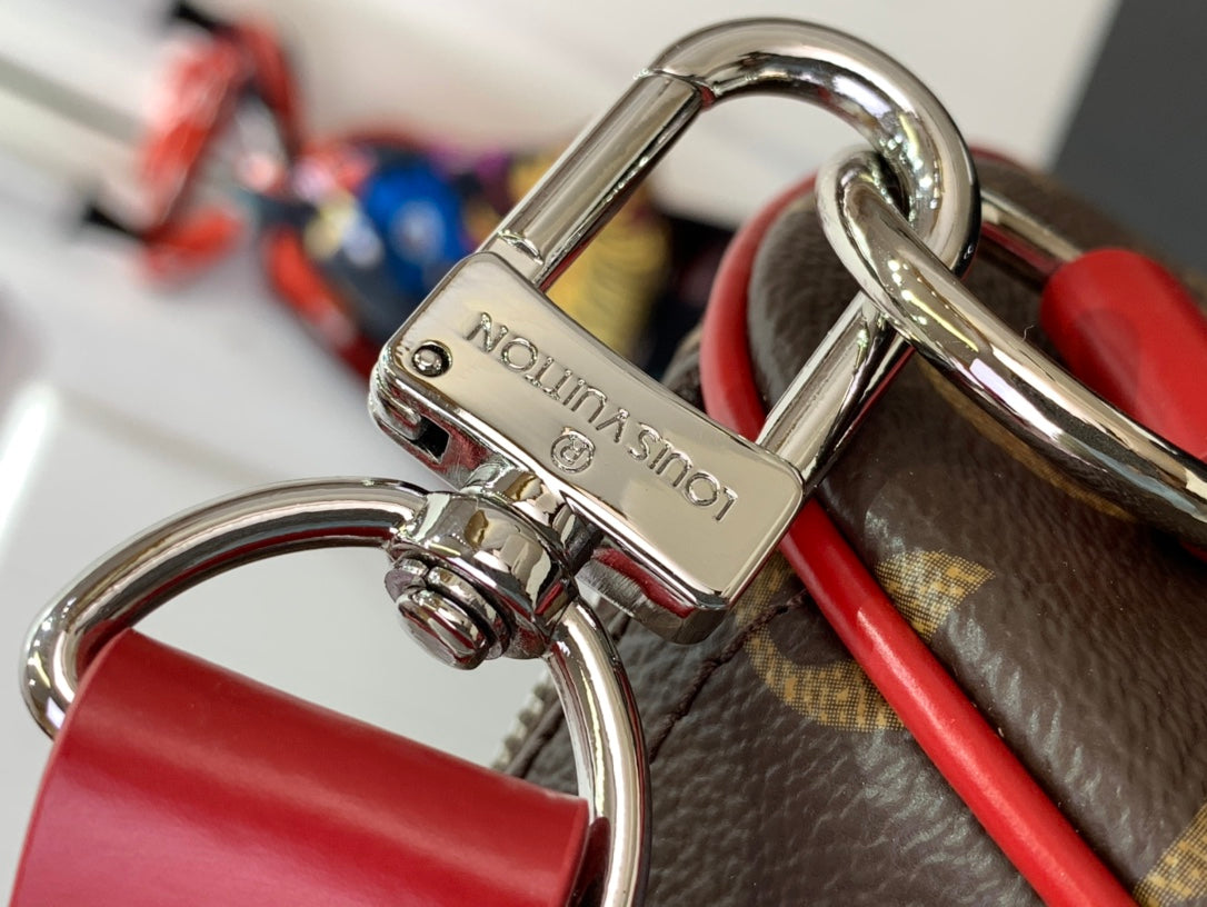 ＬＳ ＶＴＴＯＮ KEEPALL BANDOULIÈRE 50