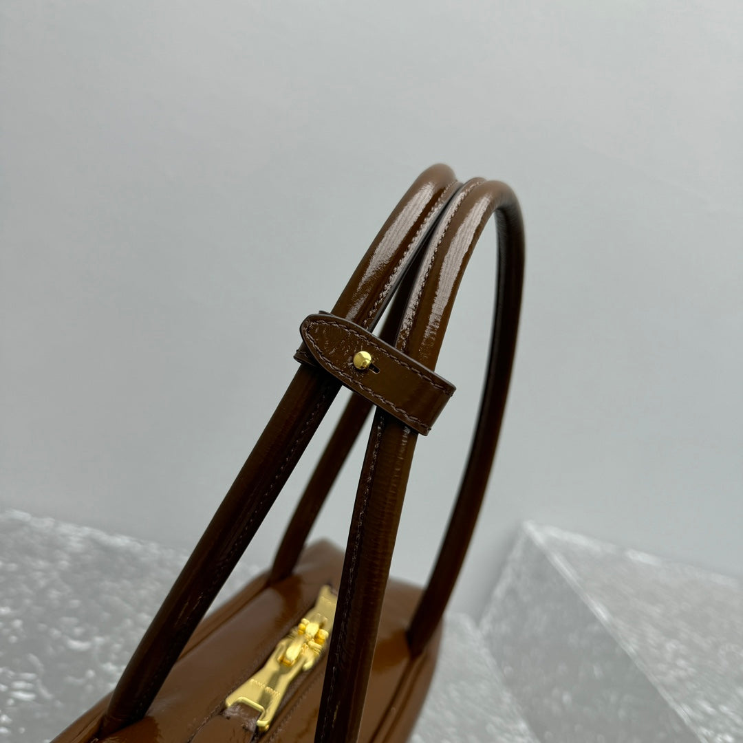 ＭＩ ＭＵ BEAU NAPLAK PATENT LEATHER BAG PALISANDER