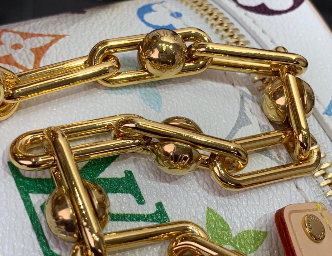 ＬＳ ＶＴＴＯＮ X TM VANITY CHAIN POUCH