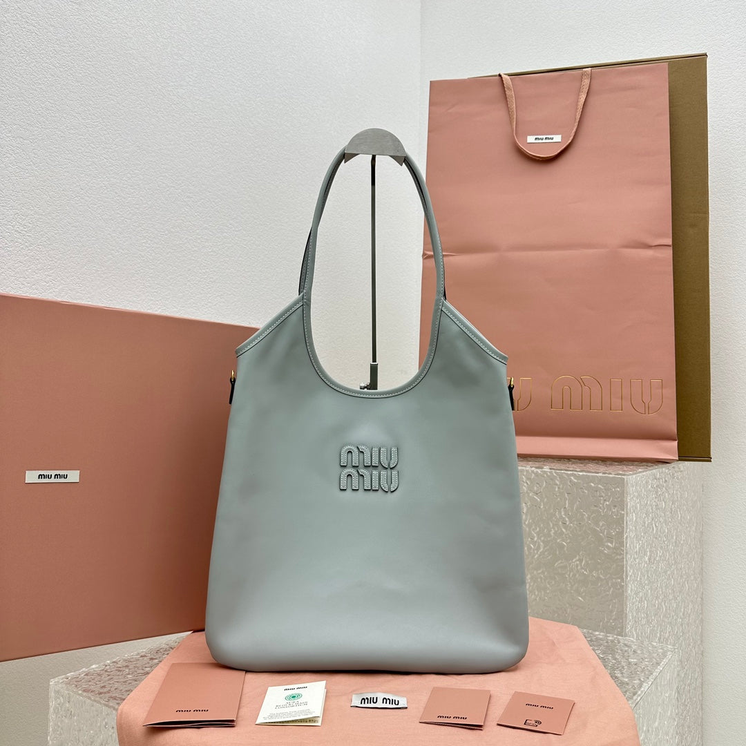 ＭＩ ＭＵ IVY LEATHER BAG CORNFLOWER