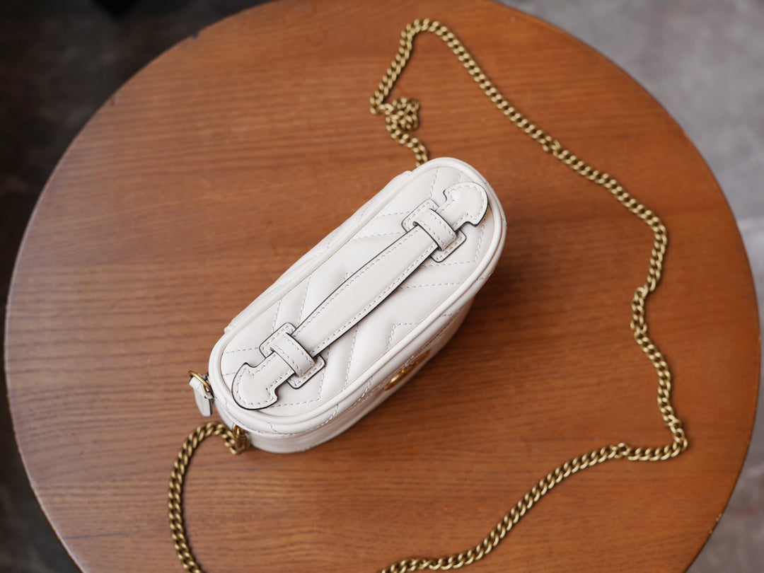 ＧＣＣＩGG MARMONT MINI TOP HANDLE BAG WHITE