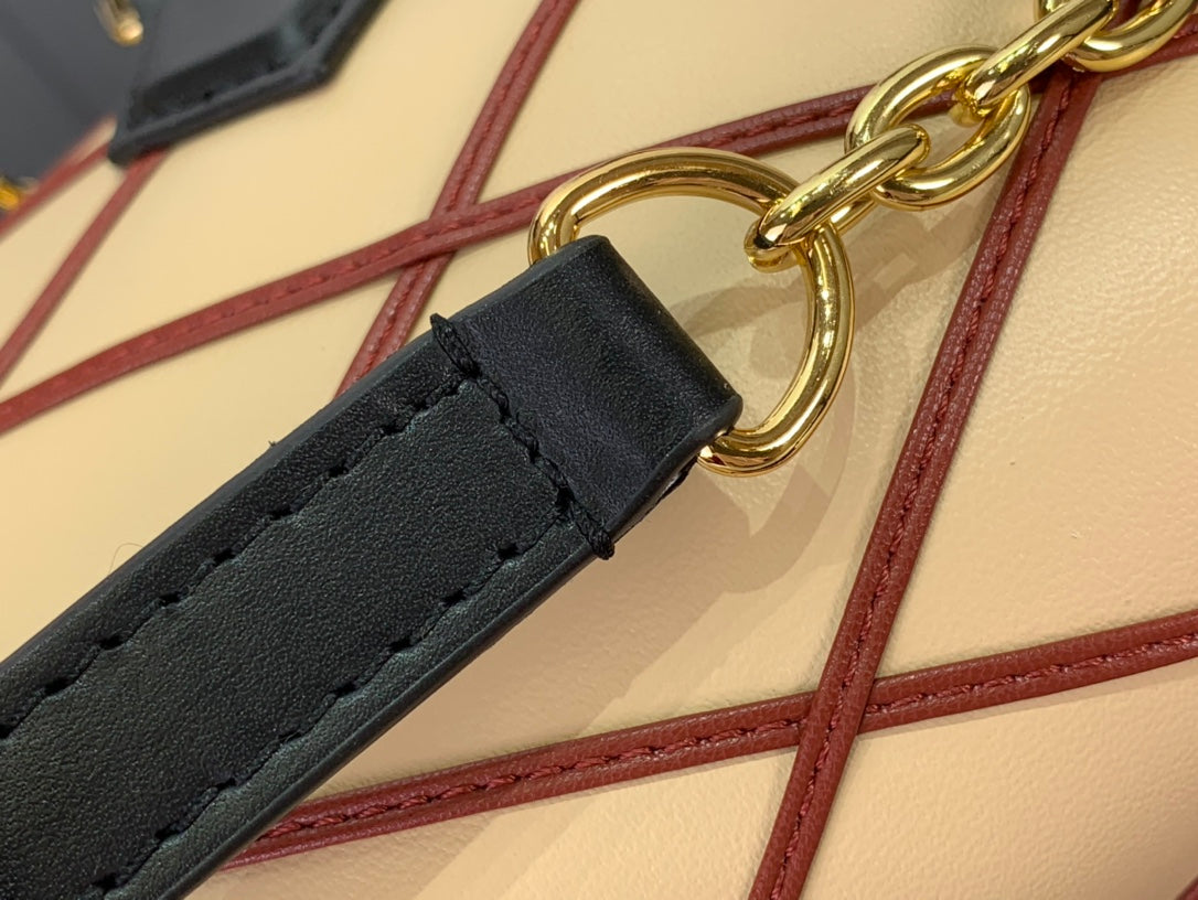 ＬＳ ＶＴＴＯＮ SPEEDY BANDOULIÈRE 20