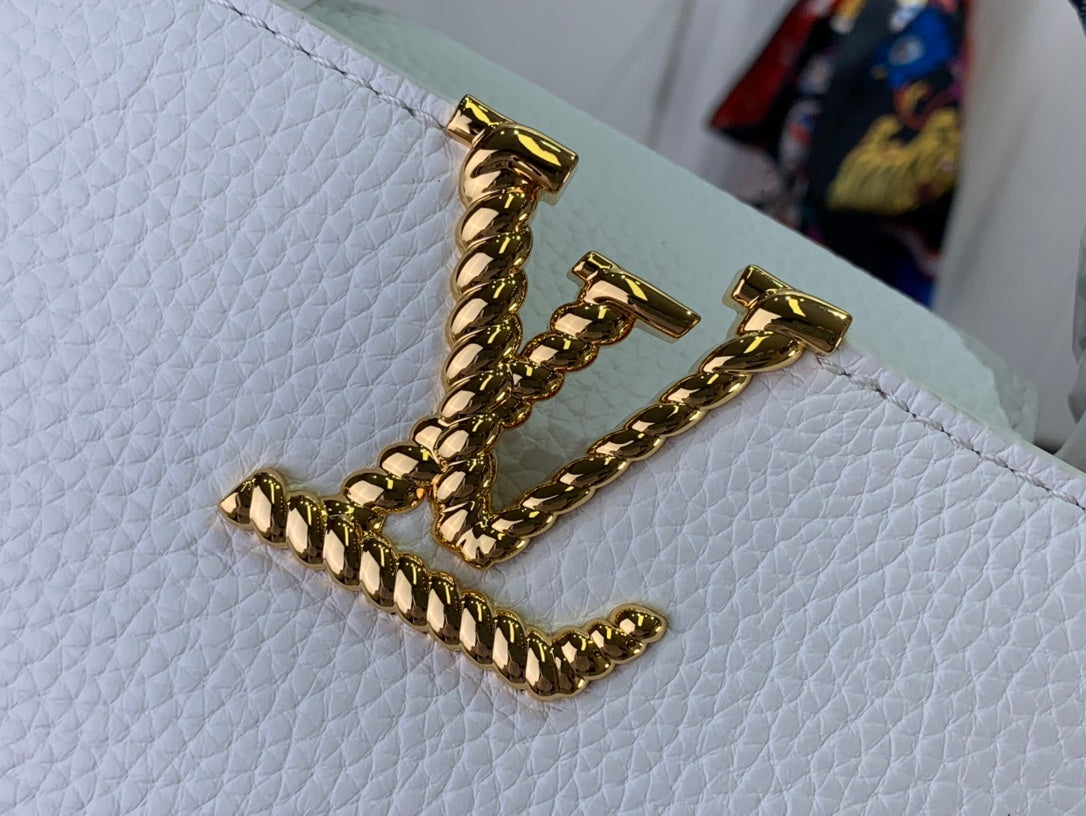 ＬＳ ＶＴＴＯＮ CAPUCINES BB BAG BLACK/WHITE