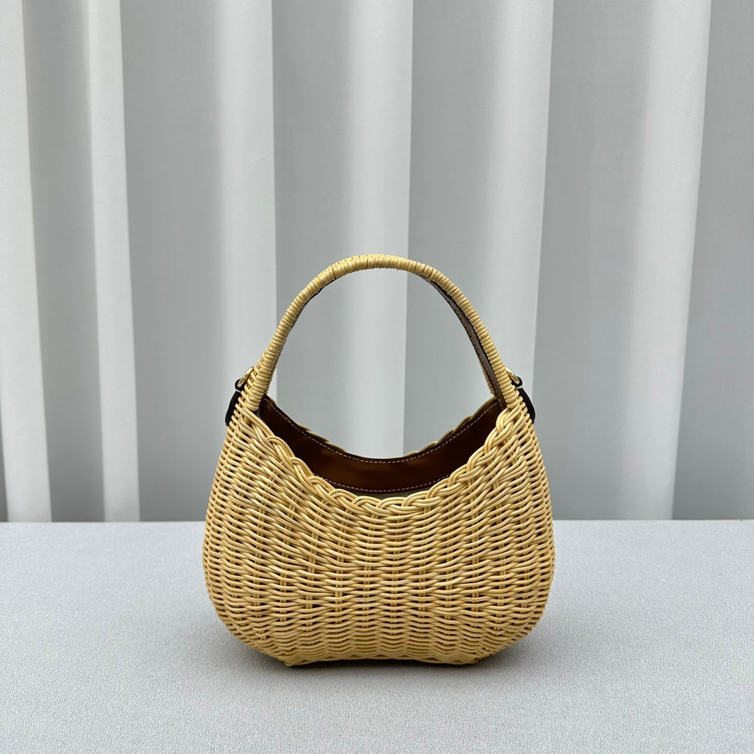 ＭＩ ＭＵ WANDER WICKER HOBO BAG TAN/CARAMEL