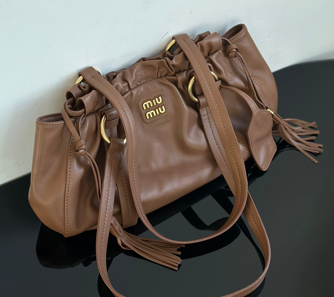 ＭＩ ＭＵ JOIE NAPPA LEATHER BAG OAK
