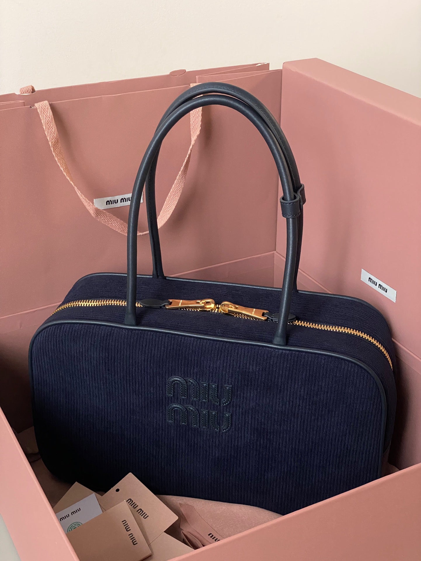 ＭＩ ＭＵ BEAU CORDUROY TOP-HANDLE BAG NAVY
