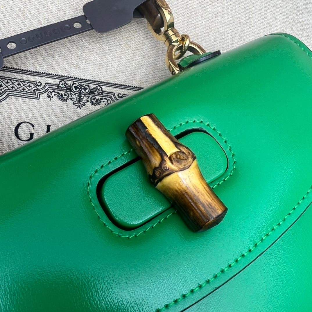 ＧＣＣＩBAMBOO 1947 SMALL BAG GREEN