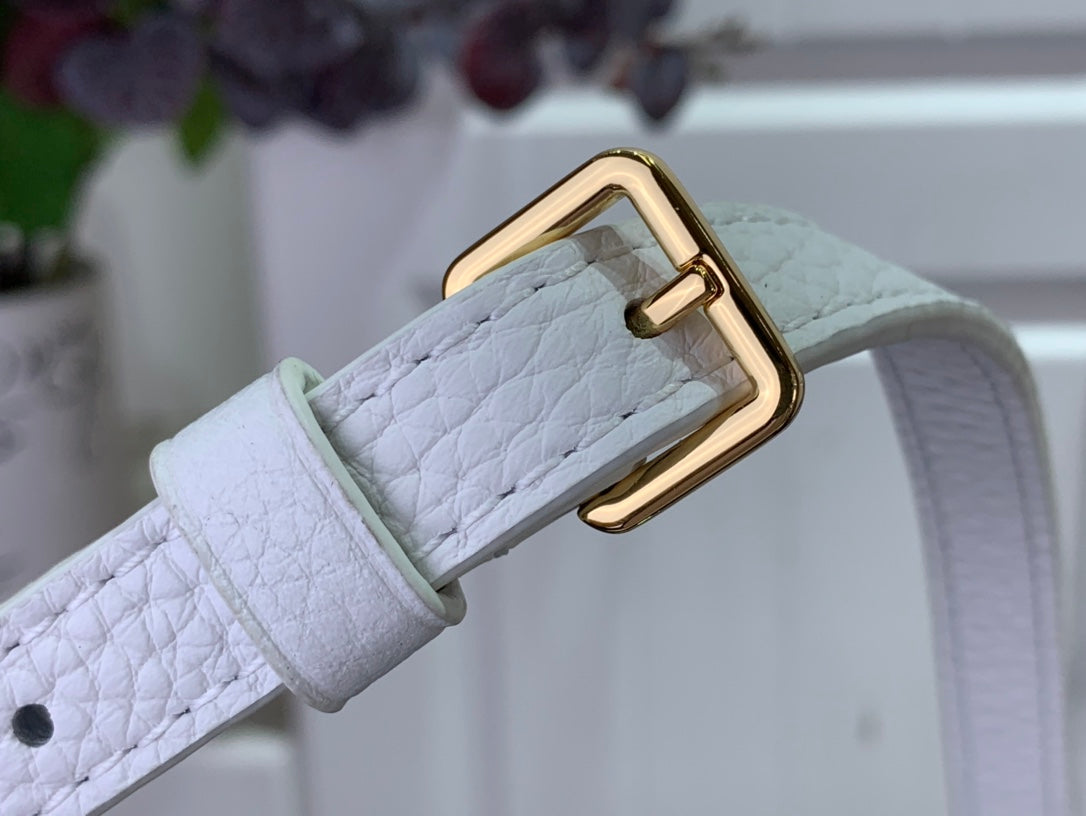 ＬＳ ＶＴＴＯＮ CAPUCINES BB BAG BLACK/WHITE