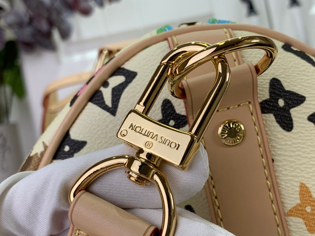 ＬＳ ＶＴＴＯＮ x YAYOI KUSAMA KEEPALL BANDOULIÈRE 45 WHITE