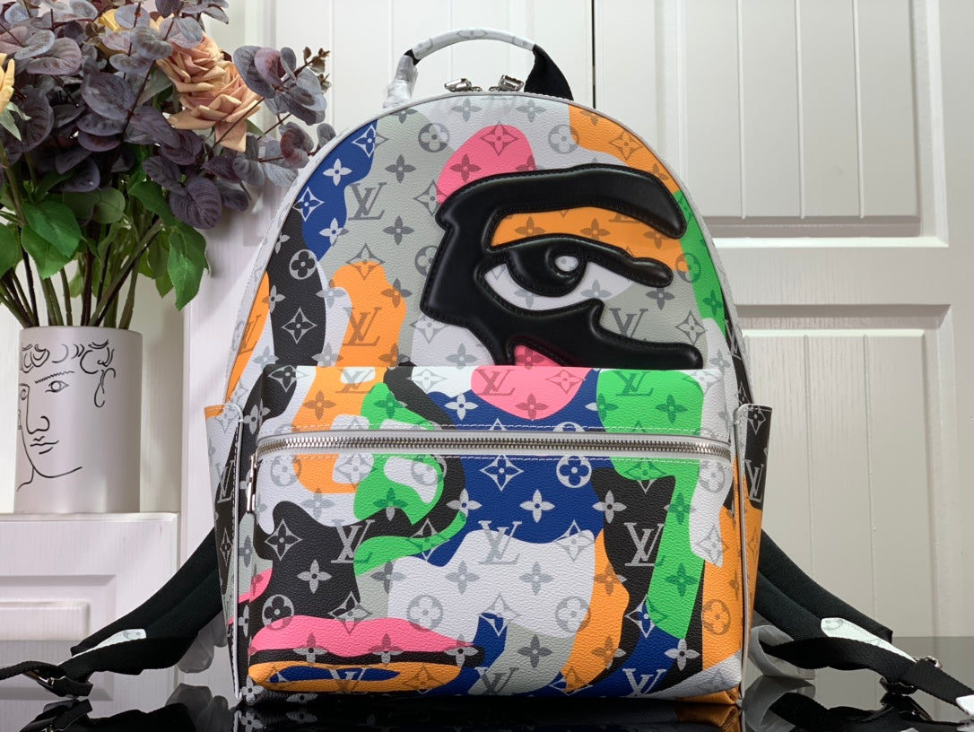 ＬＳ ＶＴＴＯＮ DISCOVERY BACKPACK PM