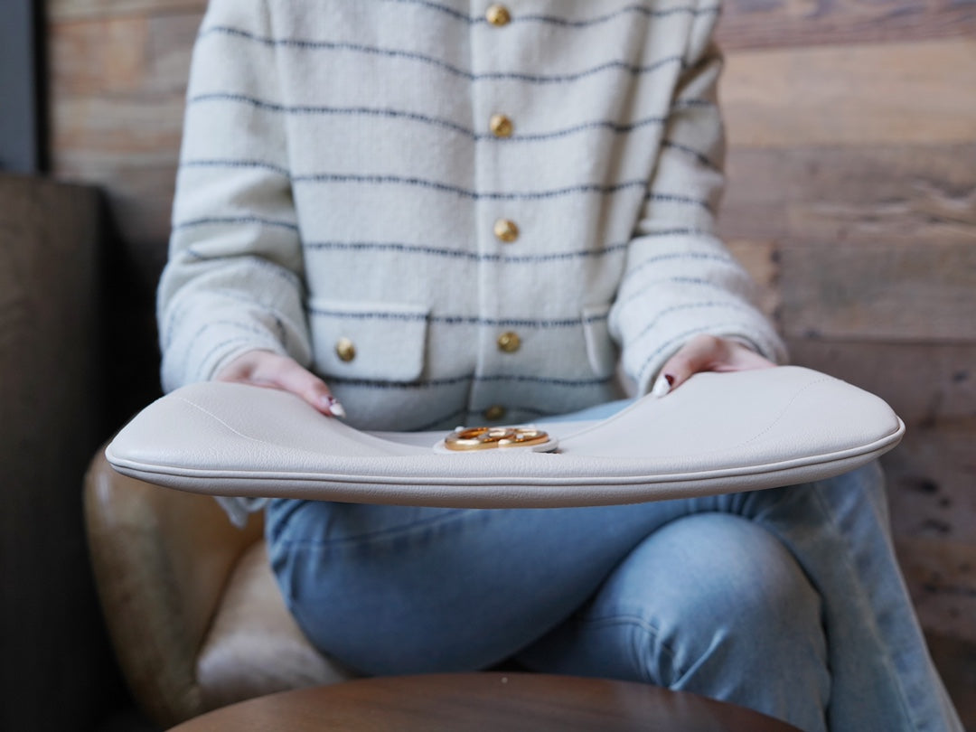 ＧＣＣＩAPHRODITE MEDIUM SHOULDER BAG WHITE