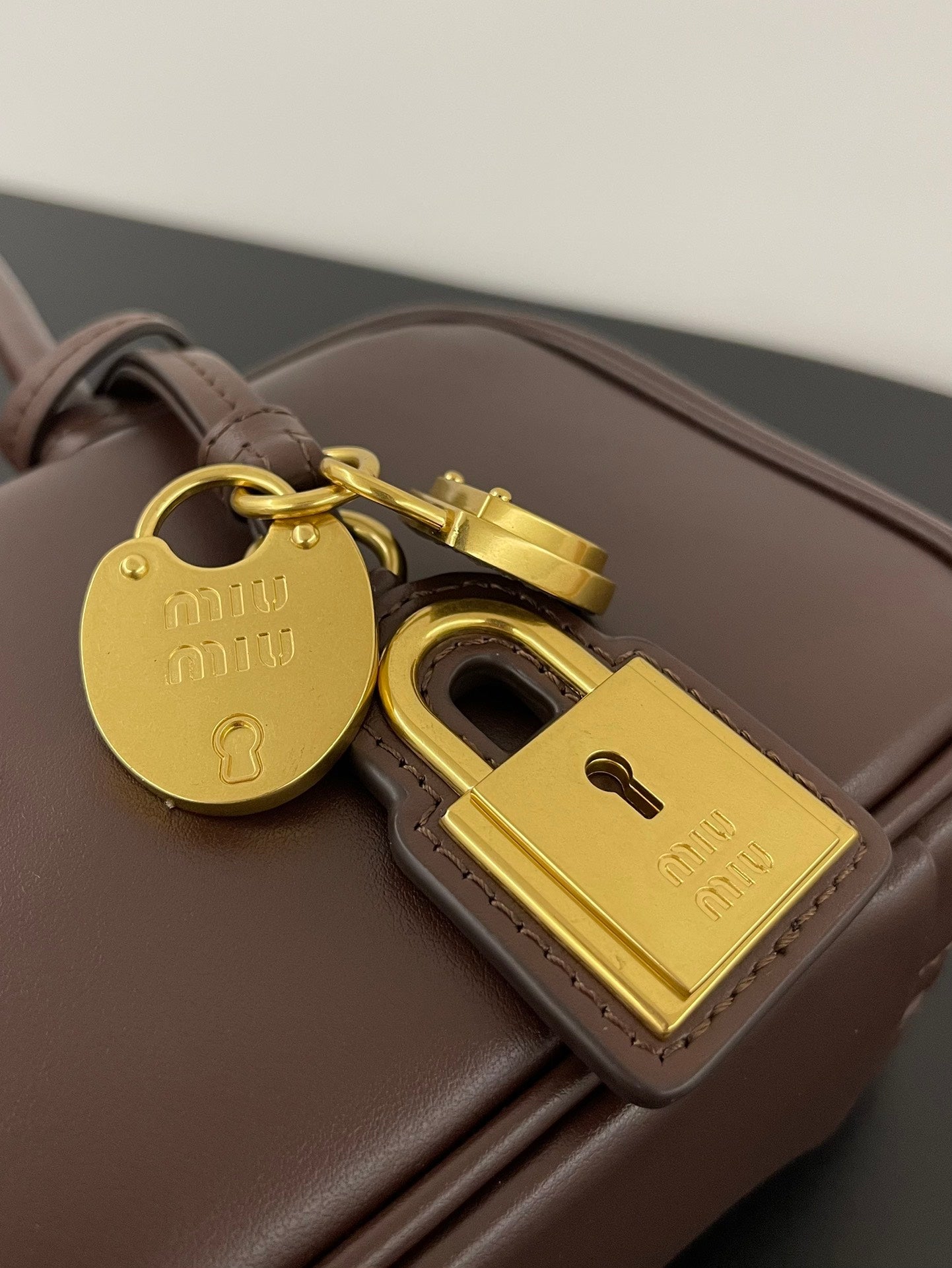 ＭＩ ＭＵ BEAU LEATHER BAG BRIARWOOD SMALL