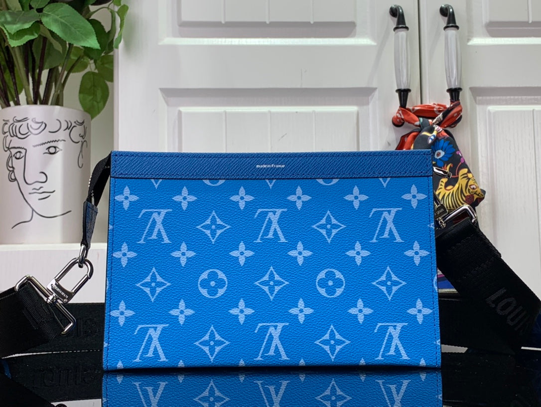 ＬＳ ＶＴＴＯＮ GASTON WEARABLE WALLET BLUE