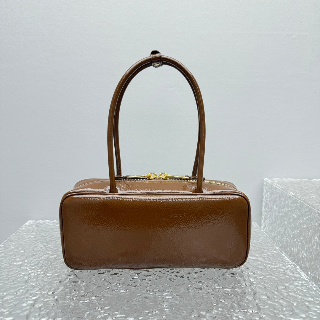 ＭＩ ＭＵ BEAU NAPLAK PATENT LEATHER BAG PALISANDER