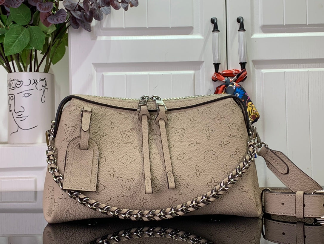 ＬＳ ＶＴＴＯＮ MAHINA HAND IT ALL BLACK/BEIGE/CREME