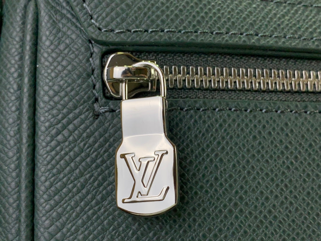 ＬＳ ＶＴＴＯＮ DISTRICT PM BAG