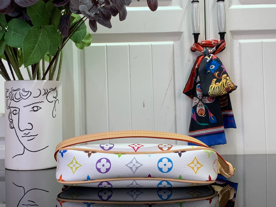 ＬＳ ＶＴＴＯＮ X TAKASHI MURAKAMI POCHETTE ACCESSOIRES BLACK/WHITE MULTICOLORED