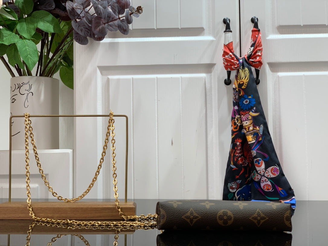 ＬＳ ＶＴＴＯＮ ROSALIE COIN PURSE