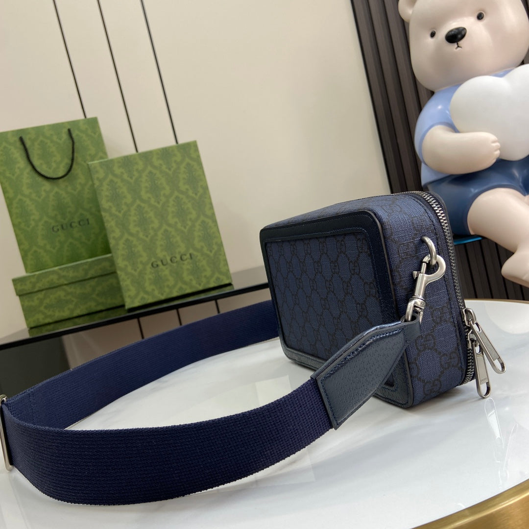 ＧＣＣＩOPHIDIA SMALL SHOULDER BAG BLUE