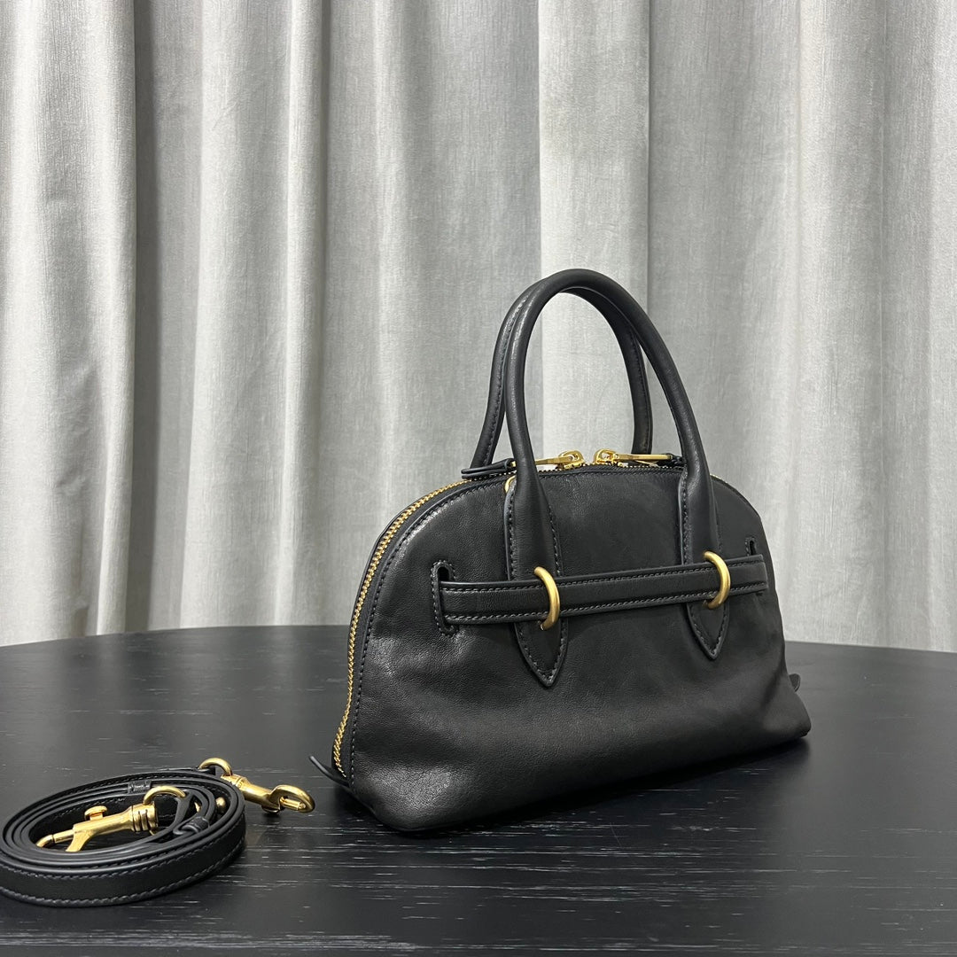 ＭＩ ＭＵ AVENTURE LEATHER TOTE BAG BLACK