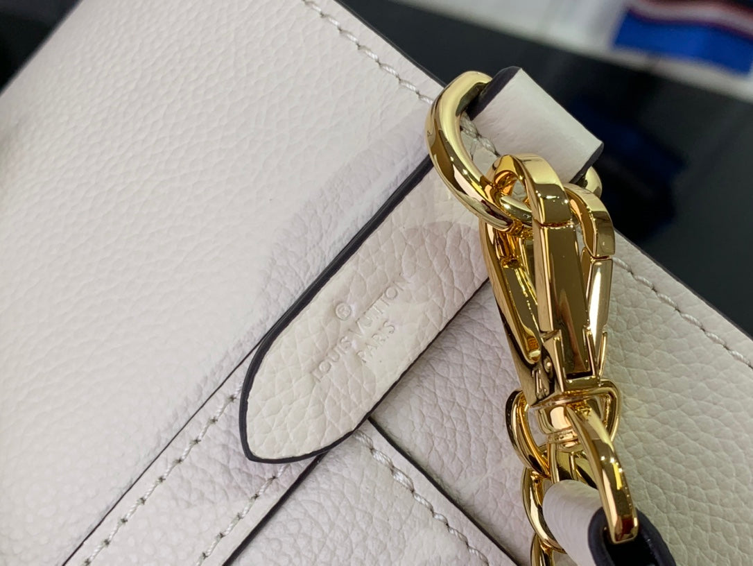 ＬＳ ＶＴＴＯＮ LOCK AND WALK WHITE