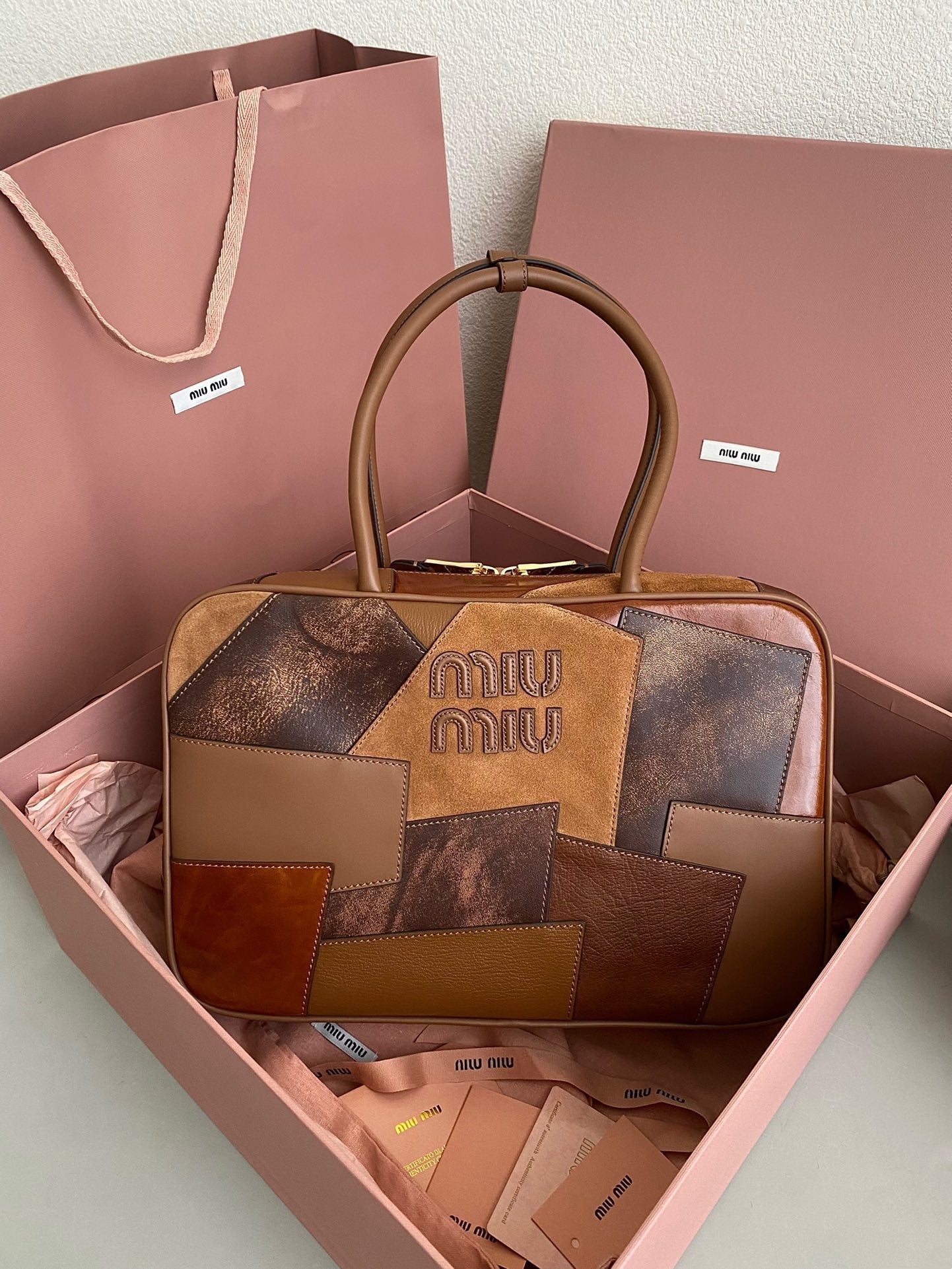 ＭＩ ＭＵ COGNAC LEATHER PATCHWORK BEAU BAG