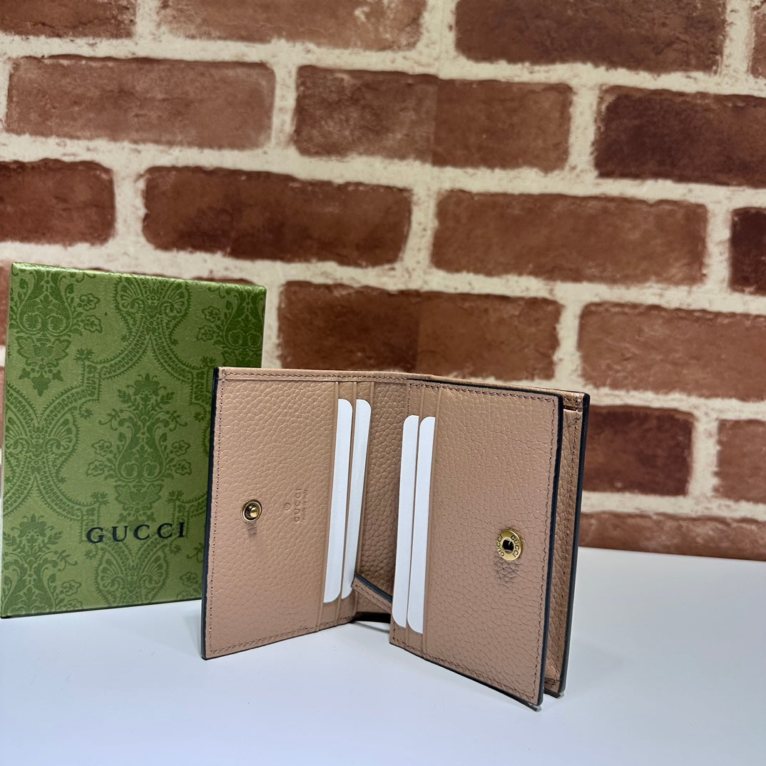 ＧＣＣＩWALLET WITH INTERLOCKING G PYTHON BOW